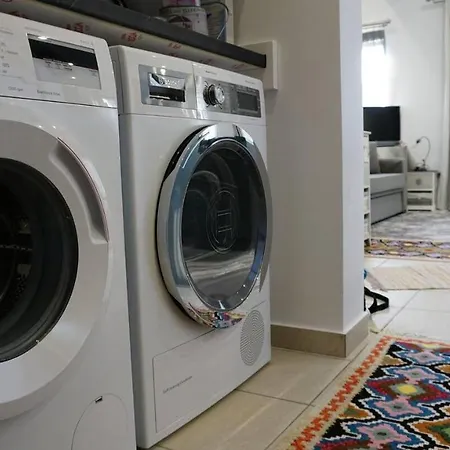 Giorgos's Luxury Apartment. * Леонидион