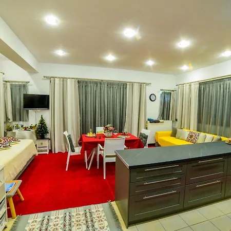 Дом отдыха Giorgos's Luxury Apartment. Леонидион