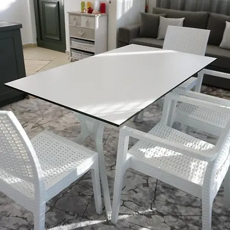 Feriehus Giorgos's Luxury Apartment. *