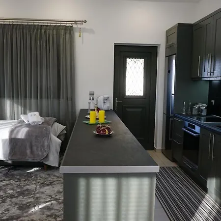 Giorgos's Luxury Apartment.
