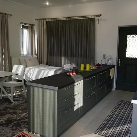 Giorgos's Luxury Apartment.