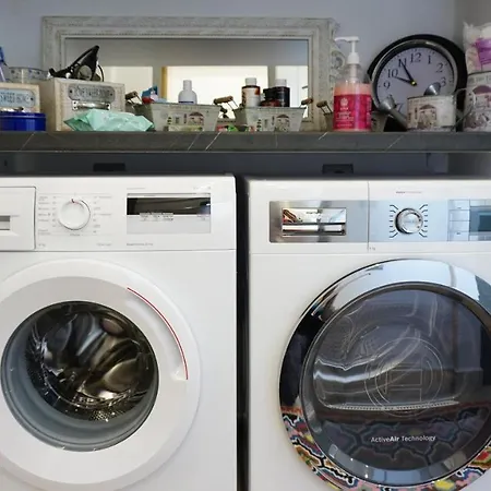 Giorgos's Luxury Apartment. * Леонидион