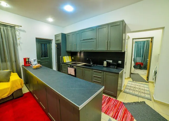 펜션 Giorgos's Luxury Apartment. *