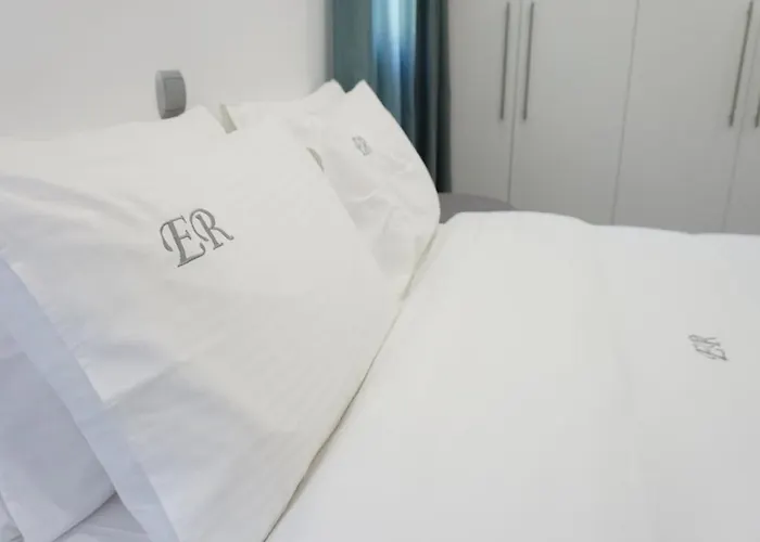 Giorgos's Luxury Apartment. Leonídion