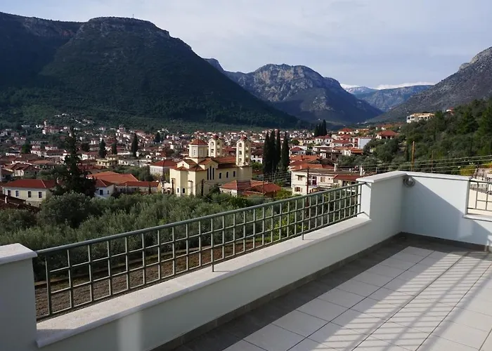 Giorgos's Luxury Apartment. Tatil Evi Leonídion