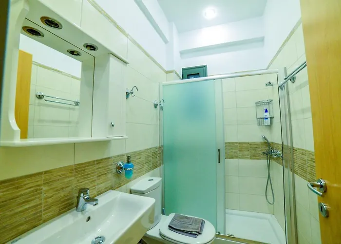 Giorgos's Luxury Apartment. Leonídion