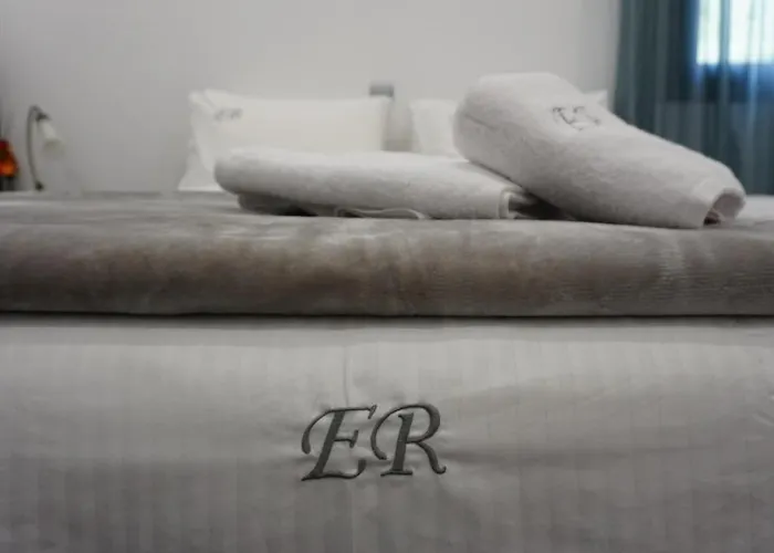 Giorgos's Luxury Apartment. Tatil Evi *