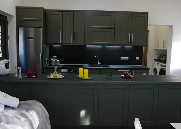 Giorgos's Luxury Apartment. Tatil Evi